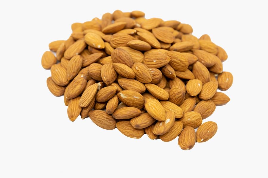 raw almonds